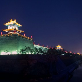 城墙夜景