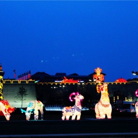 节日的西安南门广场夜景美图