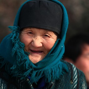 人物｛关中老人}