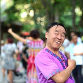 女儿作品------西安广场舞教练