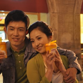 世纪金花蹭拍漂亮美眉