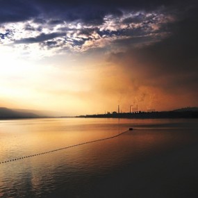 霞光映照   夕阳西下