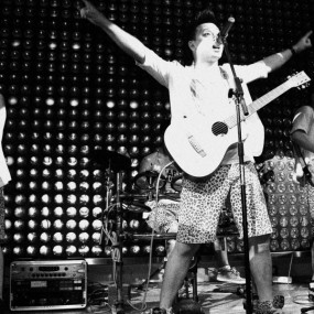 西安夜时尚狂欢DJ乐队助阵！