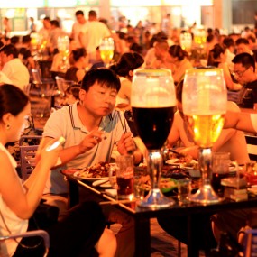 夜游汉城湖之美酒美食篇