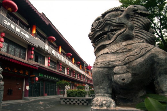 大雁塔广场暨慈恩镇随笔