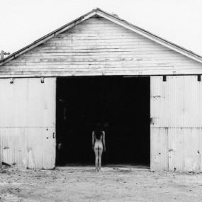 你的孤独是一座天空之城~~