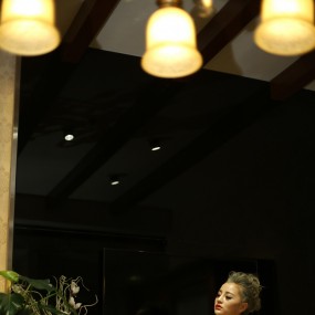 “寻找封面女郎”——静思