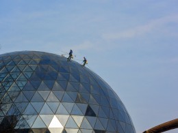 寒风凛冽忙碌人