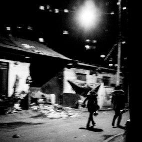 夜色让一切变得可疑