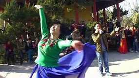 星期天_革命公园看艺演