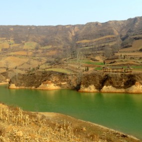 骑行于沟壑 寄情于山水