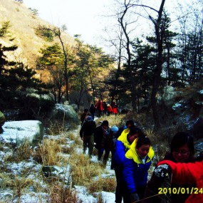 莲花山的冬天（山东莱芜境内）