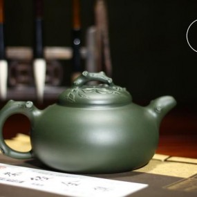 淳韵工作室:原矿绿泥紫砂壶-全手工精致!