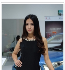 美女车模