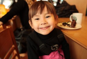 （西安太美丽1）抓拍古城里的雌性雄性+商场惊险黑猩猩