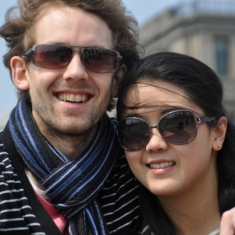 上海外滩拍摄帅哥靓妹