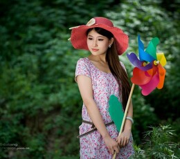 杨庄人像-------风车女孩