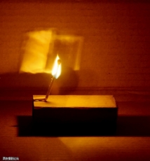 小光圈定格火柴人情景剧