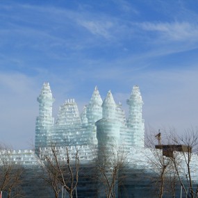 鄂尔多斯冰雕艺术节2