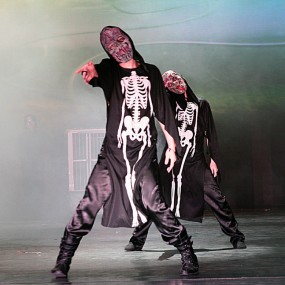 《西安之夜》之二——活锯美女