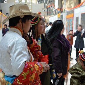 藏族同胞与唐卡艺术到大唐西市