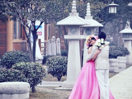 2012 3.4南湖-抓拍的一组婚纱照