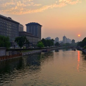 中秋节的黄昏（手机拍摄）