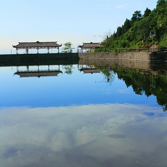 美在宁静中.....