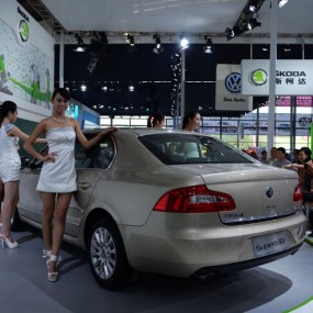 2012西安国庆车展妹纸！