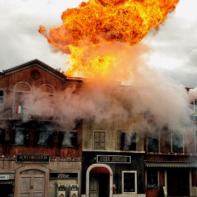 赛车的危险游戏