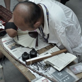 这世道耍手艺的越来越少，耍手腕的越来越多