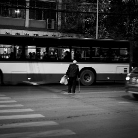 晚上没事  拎着相机就出去  乱扫了  扫起。。。