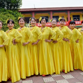 柳音飞絮艺术团东林老年公寓庆祝七一大型联欢会爱心演出