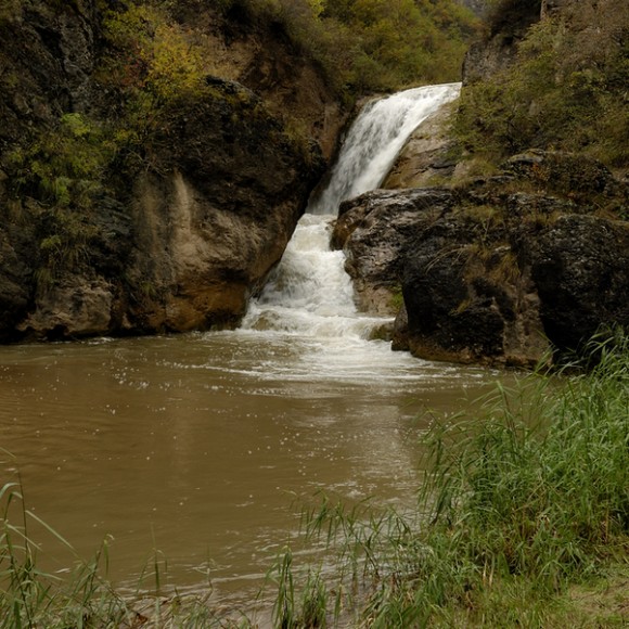 秋高气爽，探访胭脂峡