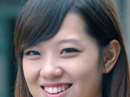 青春靓丽的笑脸