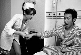 “护士姐姐”柳岩