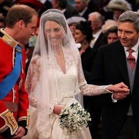 皇家摄影师Hugo Burnand主拍威廉王子婚照