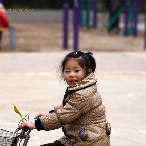 今天天气不好，就在附近采风了