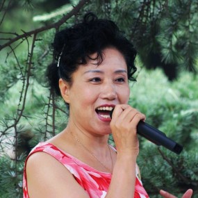 一展歌喉 一展风采