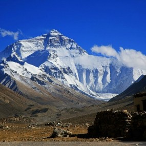 珠峰下的绒布寺