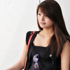 见美女就拍不废话