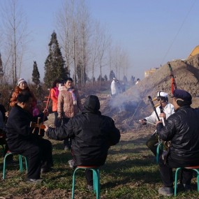 奉“诏”迁坟记