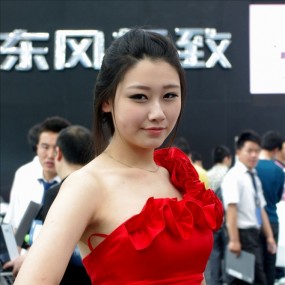 红模[美女车模]