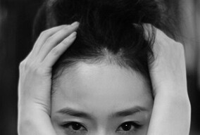 一组“无标题”的黑白照片