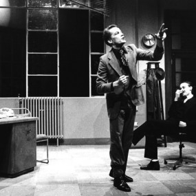 《一个无政府主义者的意外死亡》：经典走过的十六年