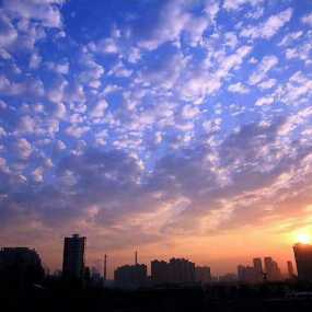 五一节，美丽的晨空