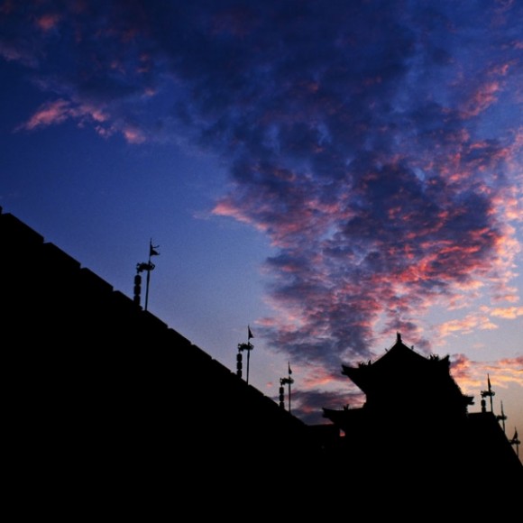 城楼上的“烽火云”