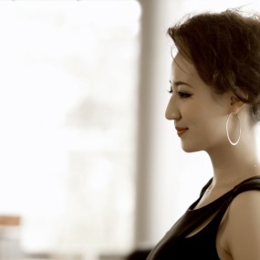 坚决不站评委前边~~~