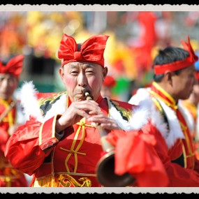 延安过打年秧歌会演