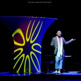 陕西省人艺小剧场贺岁话剧《欲望酒吧》